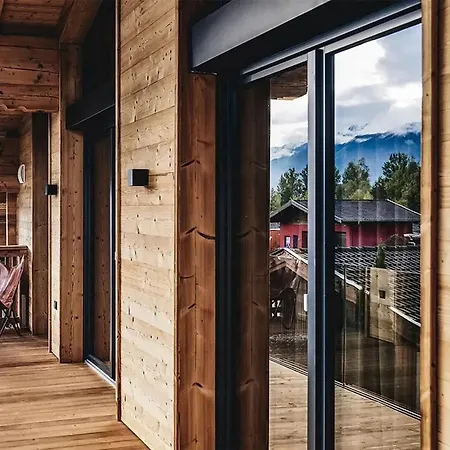 Mangart Alpine Retreat Log pod Mangartom