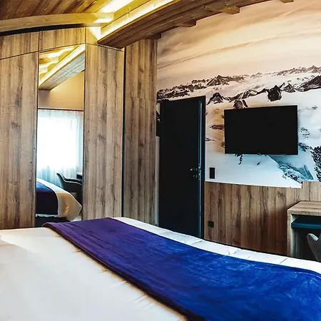Mangart Alpine Retreat