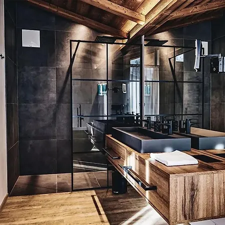 Mangart Alpine Retreat